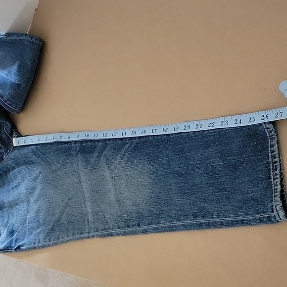 Levi's Denim Boyfriend Jeans, Size 28, EUC! - Picture 7 of 8